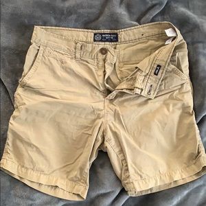 American Eagle khaki shorts
